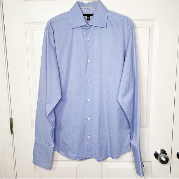 Banana Republic Long Sleeve Button Down Shirt in Light Blue Size 16-16.5 - Picture 1 of 9